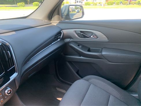 Used 2023 Chevrolet Traverse LT w/ LPO, Floor Liner Package AWD/4WD image 22