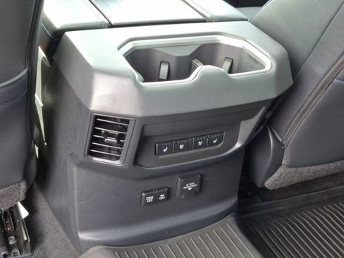 Used 2023 Toyota Tundra Platinum image 17