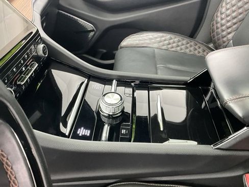 Used 2022 Jeep Grand Cherokee Summit w/ Luxury Tech Group V image 19