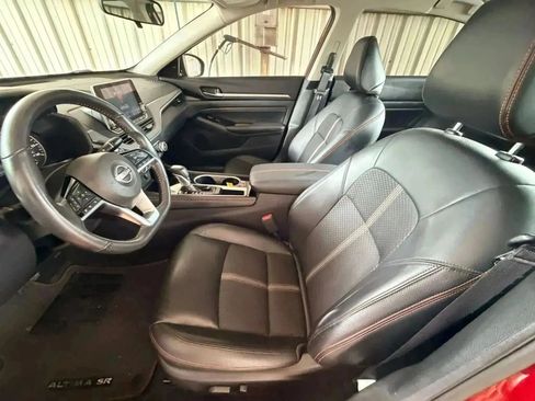 Used 2023 Nissan Altima 2.5 SR FWD image 18