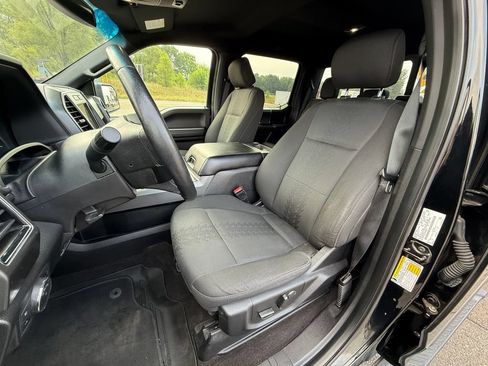 Used 2018 Ford F150 XLT w/ Equipment Group 302A Luxury AWD/4WD image 22
