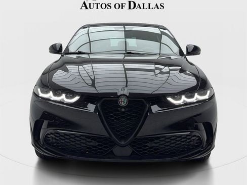 Used 2024 Alfa Romeo Tonale Veloce AWD/4WD image 3