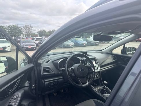 Used 2021 Subaru Crosstrek 2.0i Premium AWD/4WD image 9