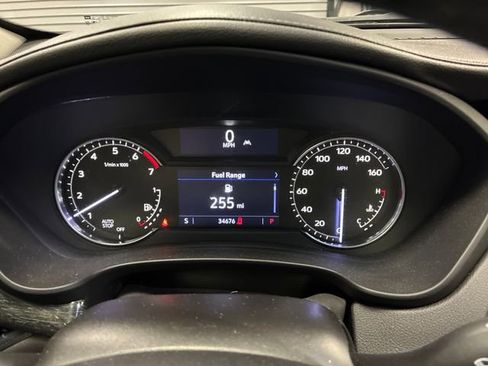 Used 2023 Cadillac XT4 Premium Luxury w/ Cold Weather Package FWD image 15