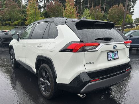 Used 2020 Toyota RAV4 XSE AWD/4WD image 2