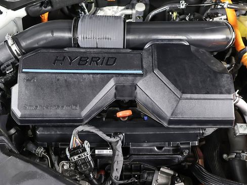 Certified 2025 Hyundai Santa Fe Limited image 24