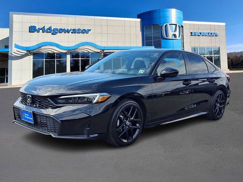 Used 2025 Honda Civic Sport image 3