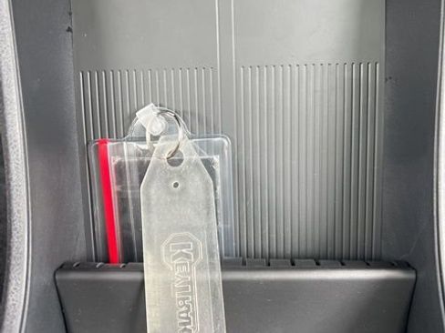 New 2026 Volvo EX30 Cross Country Ultra image 19