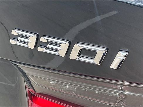 Used 2025 BMW 330i Sedan RWD image 9