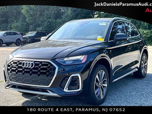 Used 2023 Audi Q5 2.0T Premium w/ Convenience Package AWD/4WD image 1