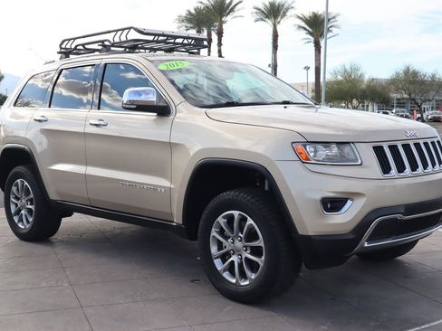Used 2015 Jeep Grand Cherokee Limited image 3