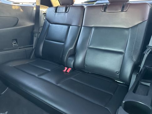 Used 2023 Ford Explorer Platinum w/ Technology Package image 16