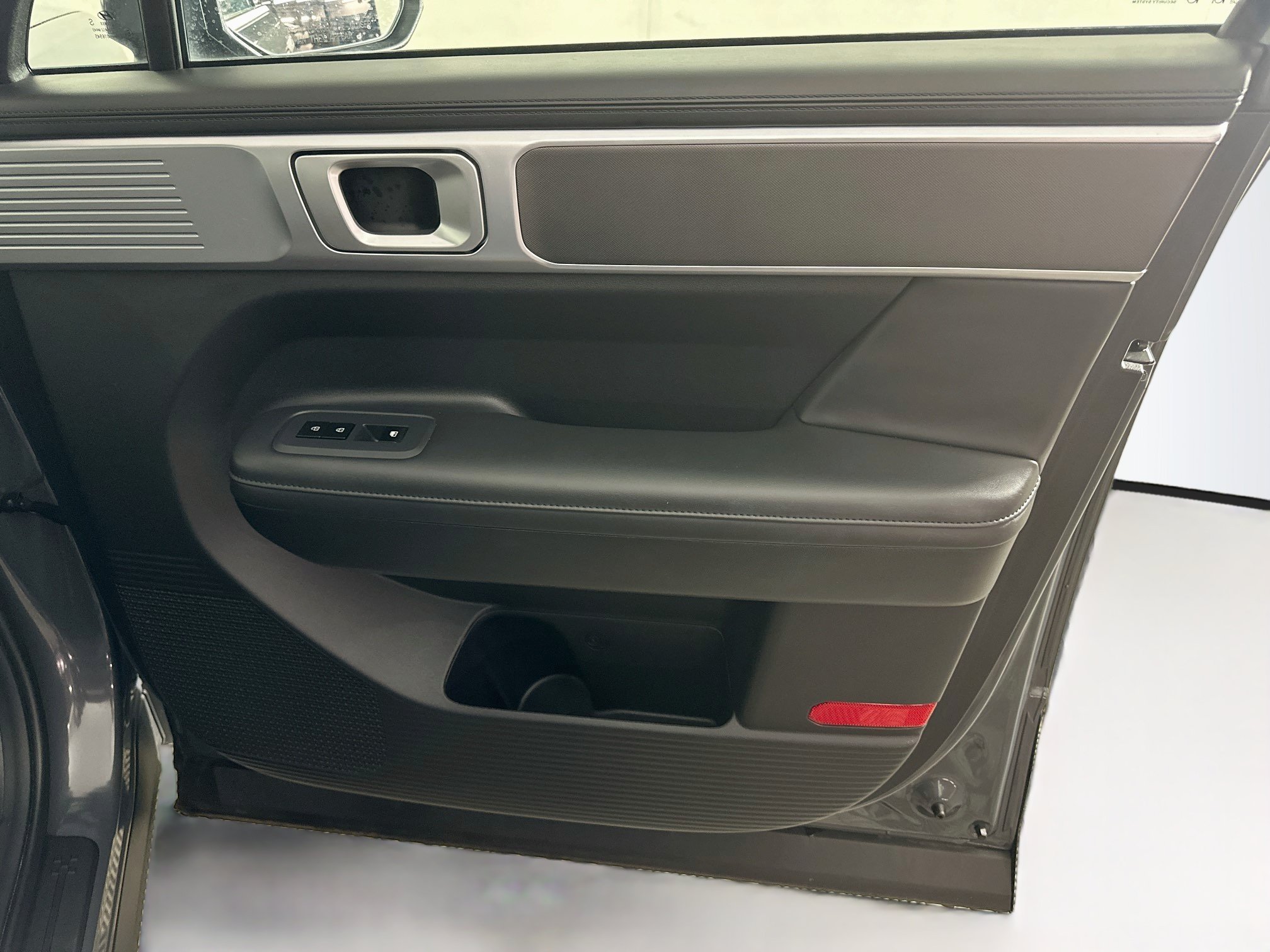 Used 2026 Hyundai Santa Fe SEL FWD image 32