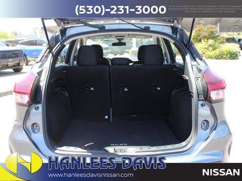 Used 2025 Nissan Kicks Play S FWD image 10