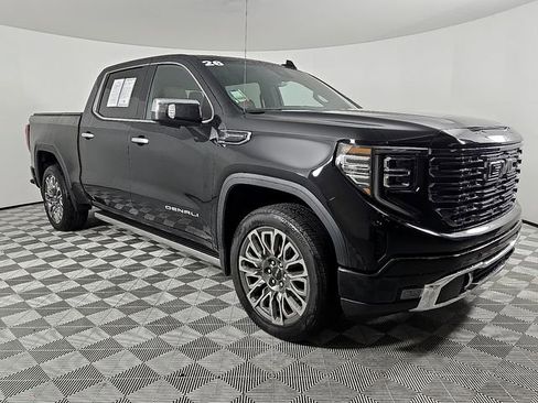 Used 2026 GMC Sierra 1500 Denali Ultimate image 3