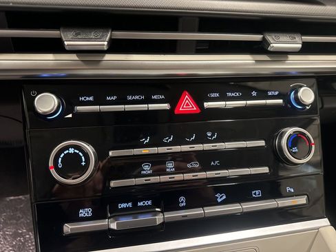 New 2026 Hyundai Santa Fe SE FWD image 19