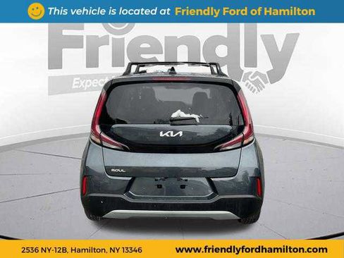 Used 2025 Kia Soul LX image 7
