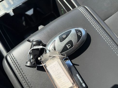 Used 2025 Hyundai Santa Fe SEL image 20