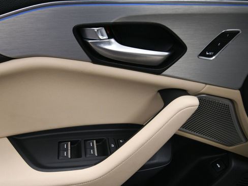 Used 2024 Acura TLX w/ Technology Package image 11