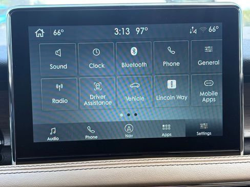 Used 2022 Lincoln Corsair Reserve w/ Luxury Package FWD image 24