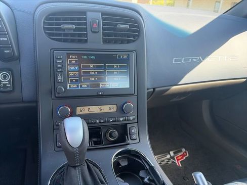 Used 2013 Chevrolet Corvette Grand Sport w/ 4LT Preferred Equipment Group RWD image 19