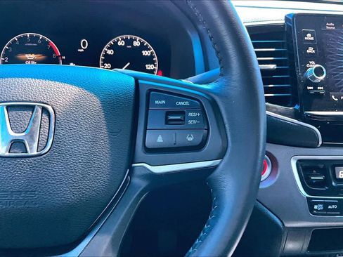 Used 2024 Honda Ridgeline Sport image 25