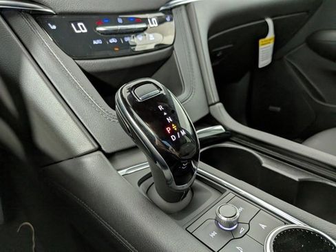 New 2025 Cadillac XT5 Premium Luxury w/ LPO, Floor Liner Package image 21