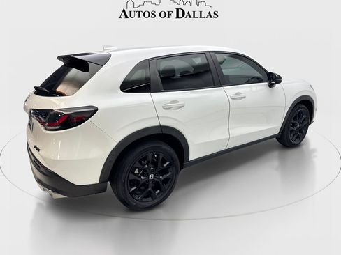 Used 2023 Honda HR-V Sport image 12