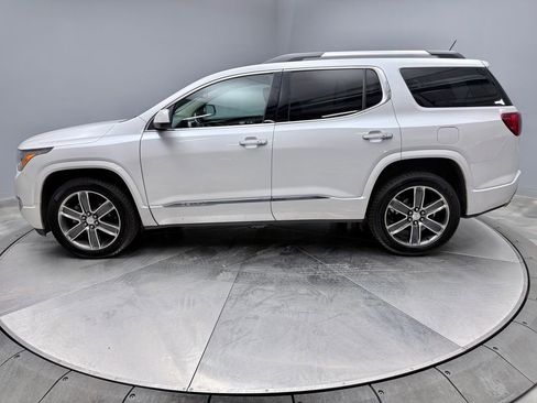 Used 2018 GMC Acadia Denali w/ Technology Package image 8