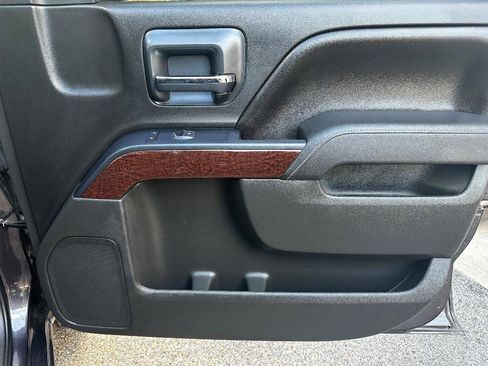 Used 2015 GMC Sierra 1500 SLE w/ SLE Value Package image 19