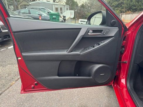 Used 2013 MAZDA MAZDA3 i Touring image 14