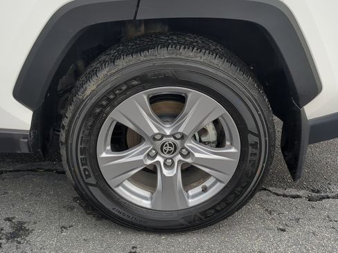 Used 2023 Toyota RAV4 XLE image 13