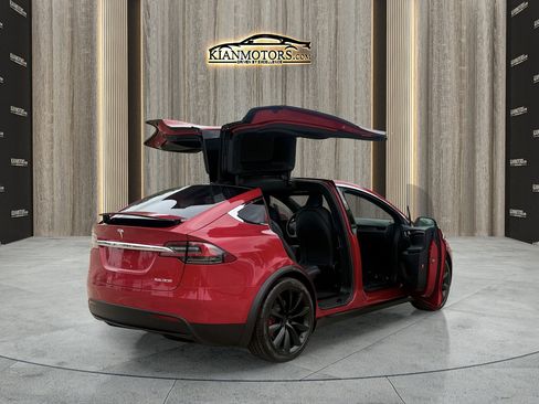 Used 2020 Tesla Model X Performance AWD/4WD image 31