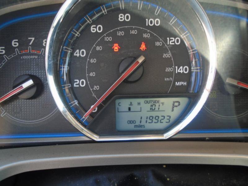 Used 2014 Toyota RAV4 Limited AWD/4WD image 22