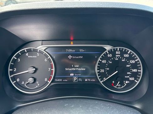 Certified 2024 Nissan Sentra SV FWD image 40