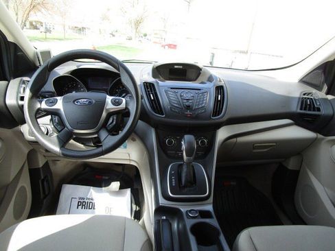 Used 2013 Ford Escape SE image 12