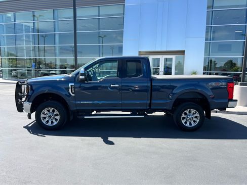 Used 2019 Ford F350 XLT w/ XLT Premium Package AWD/4WD image 12