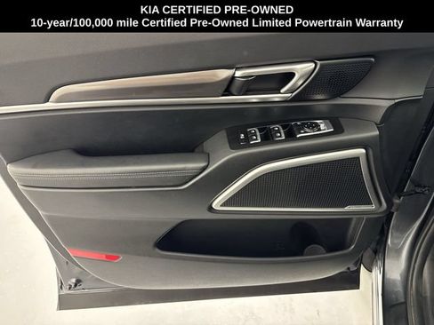 Certified 2024 Kia Telluride S w/ S Sunroof Package AWD/4WD image 19