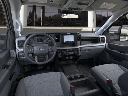 New 2026 Ford F550 4x4 Supercab Super Duty image 9