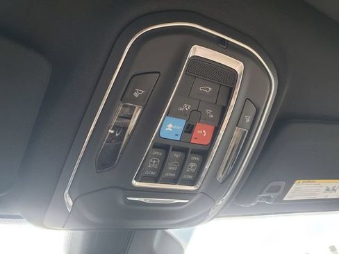 Used 2024 Jeep Grand Cherokee L Limited w/ Luxury Tech Group II AWD/4WD image 13