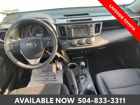 Used 2015 Toyota RAV4 LE FWD image 21