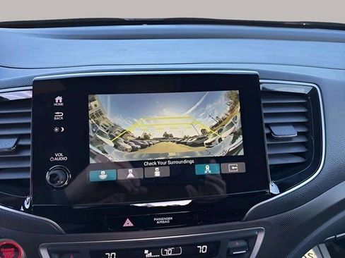 Used 2023 Honda Passport TrailSport image 19