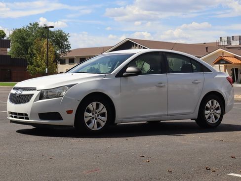 Used 2012 Chevrolet Cruze LS FWD image 11