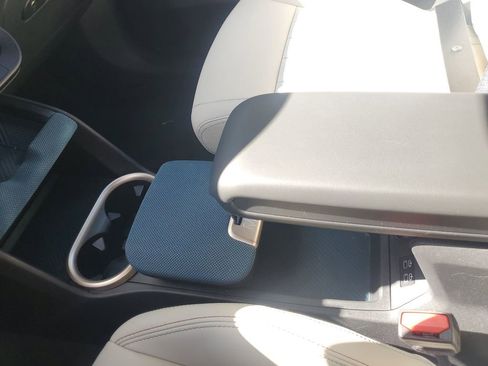 Used 2025 MINI Cooper Countryman S w/ Comfort Package Max image 32