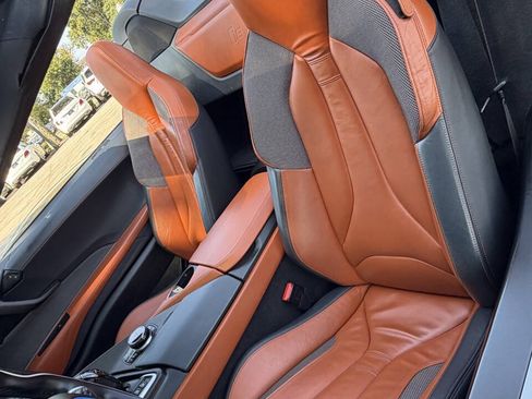 Used 2019 BMW i8 Roadster AWD/4WD image 46