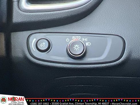 Certified 2022 Chevrolet Trax LT w/ LT Convenience Package image 26