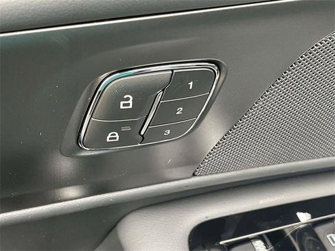 New 2026 Lincoln Nautilus Premier image 14