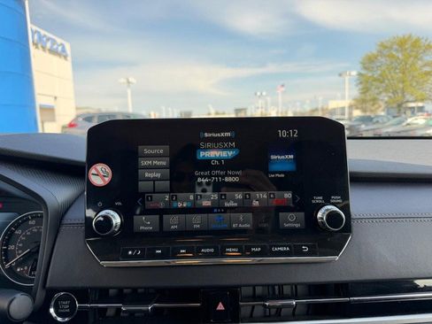 Used 2024 Mitsubishi Outlander SE AWD/4WD image 15