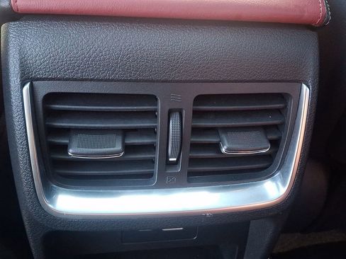 Certified 2025 INFINITI QX50 Sport image 11