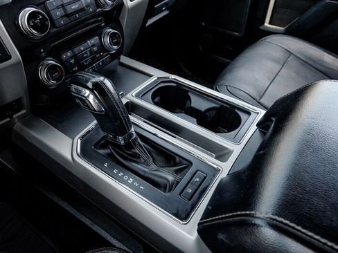 Used 2015 Ford F150 Lariat w/ Equipment Group 502A Luxury image 24